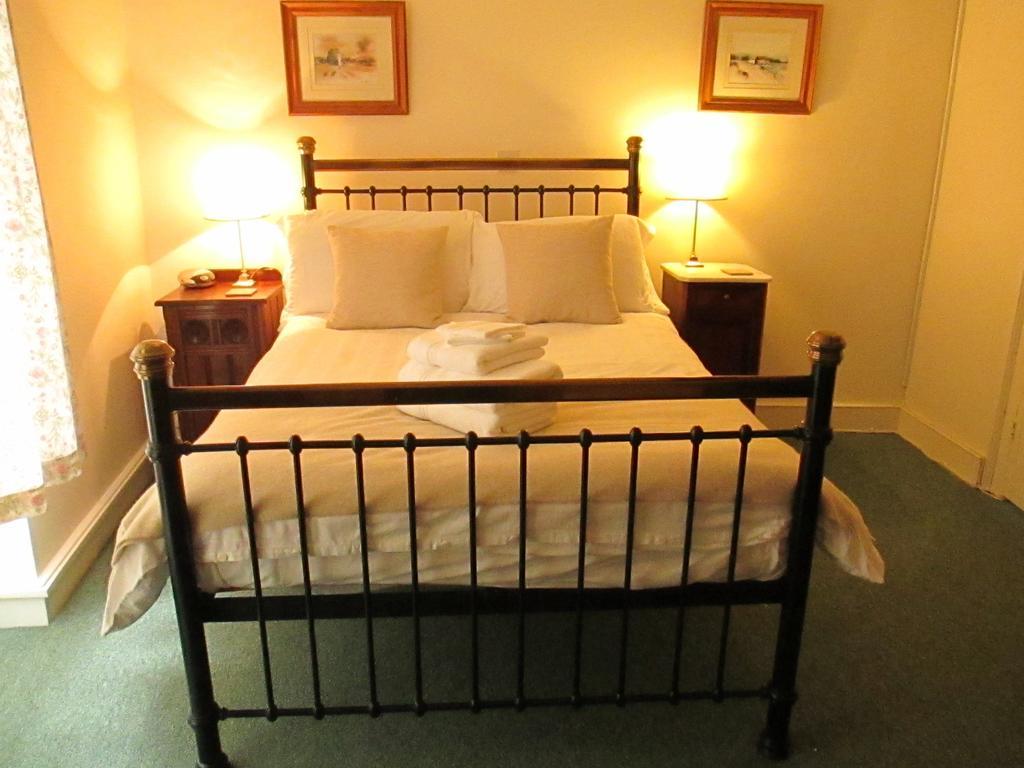 Bed and Breakfast Old Manor House à Shepperton Chambre photo